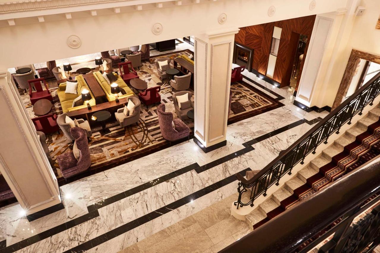 Grand Hotel Kempinski Riga Bagian luar foto The lobby