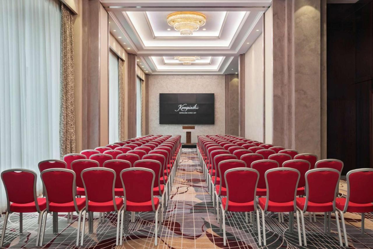 Grand Hotel Kempinski Riga Bagian luar foto Meeting room