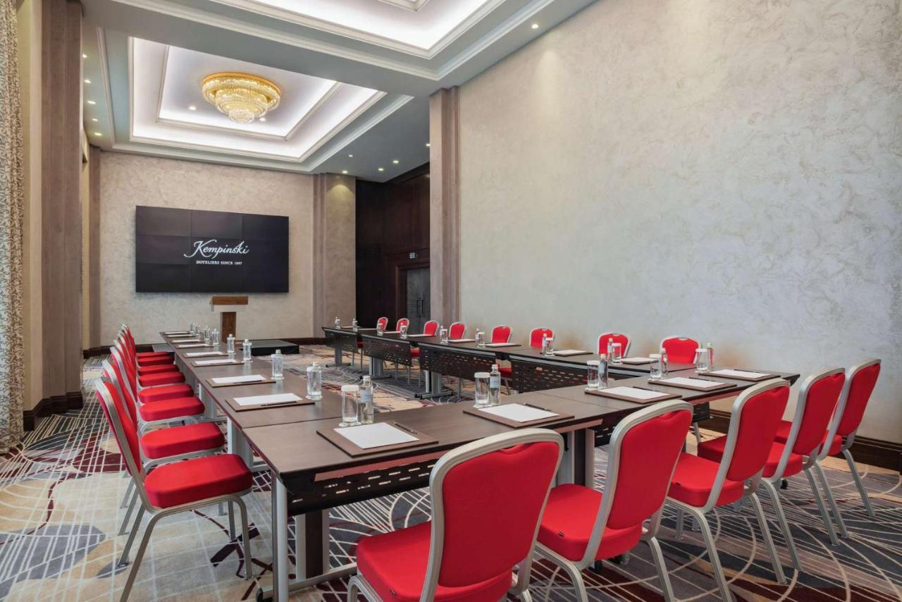 Grand Hotel Kempinski Riga Bagian luar foto Meeting room